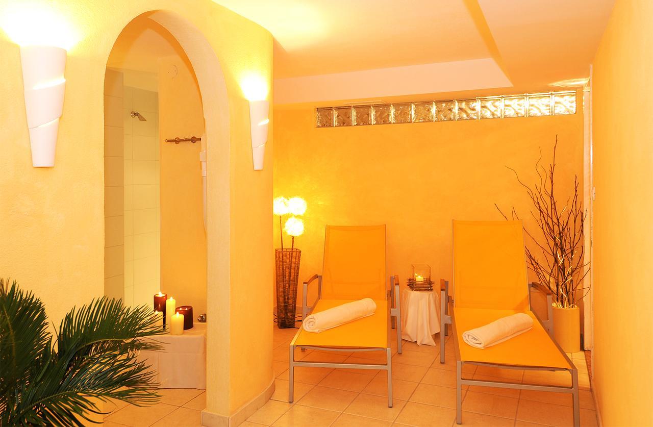 Hotel Lamm Naturns Exterior photo